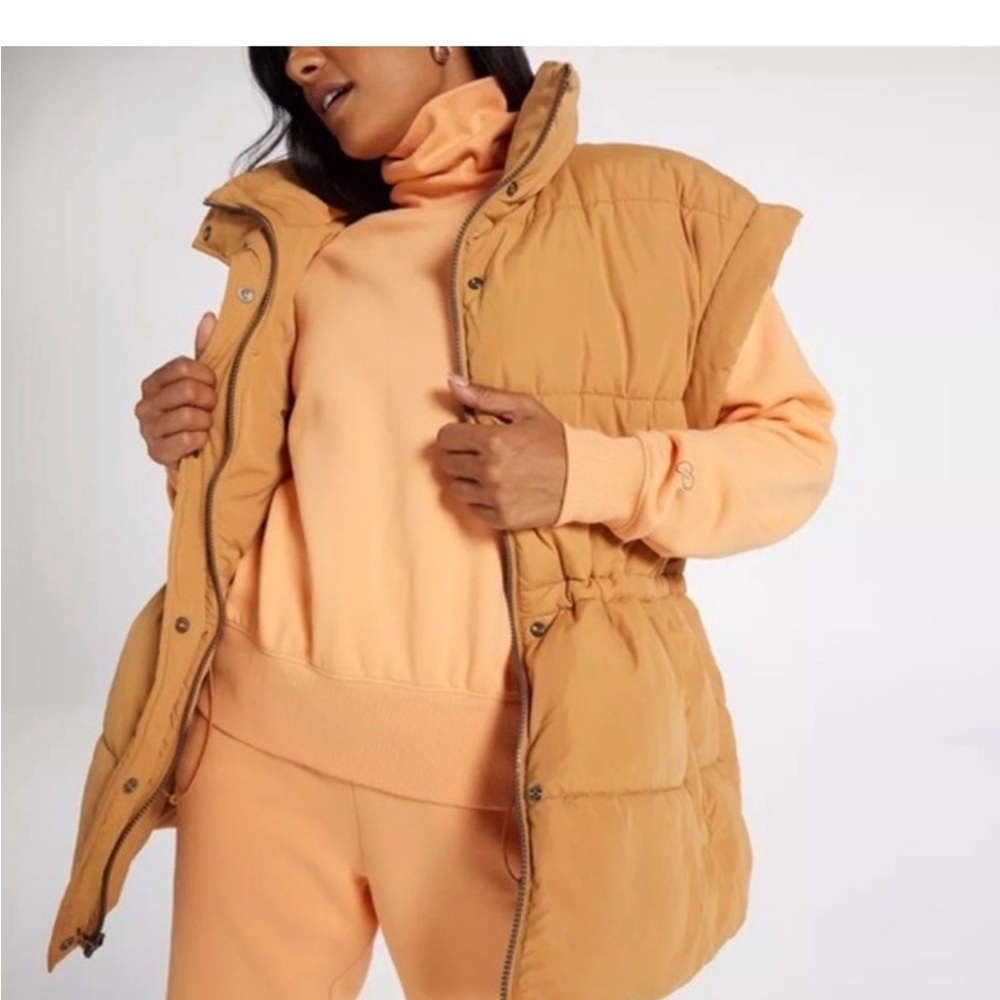 CALIA by Carrie Underwood Tan Puffer Vest